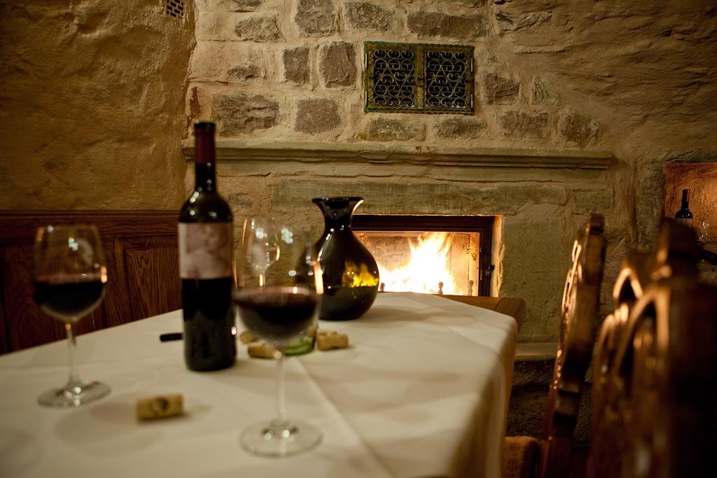 Weingut & Gaestehaus Giwergreif Wasserliesch Bagian luar foto